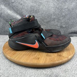 Nike LeBron Soldier 9 Shoes Boys Size 7Y Basketball 776471-084 Youth Sneakers